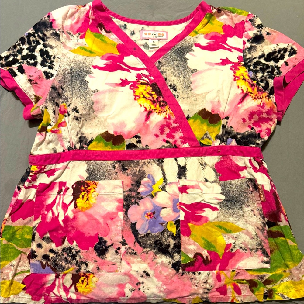 Size large Koi scrub top